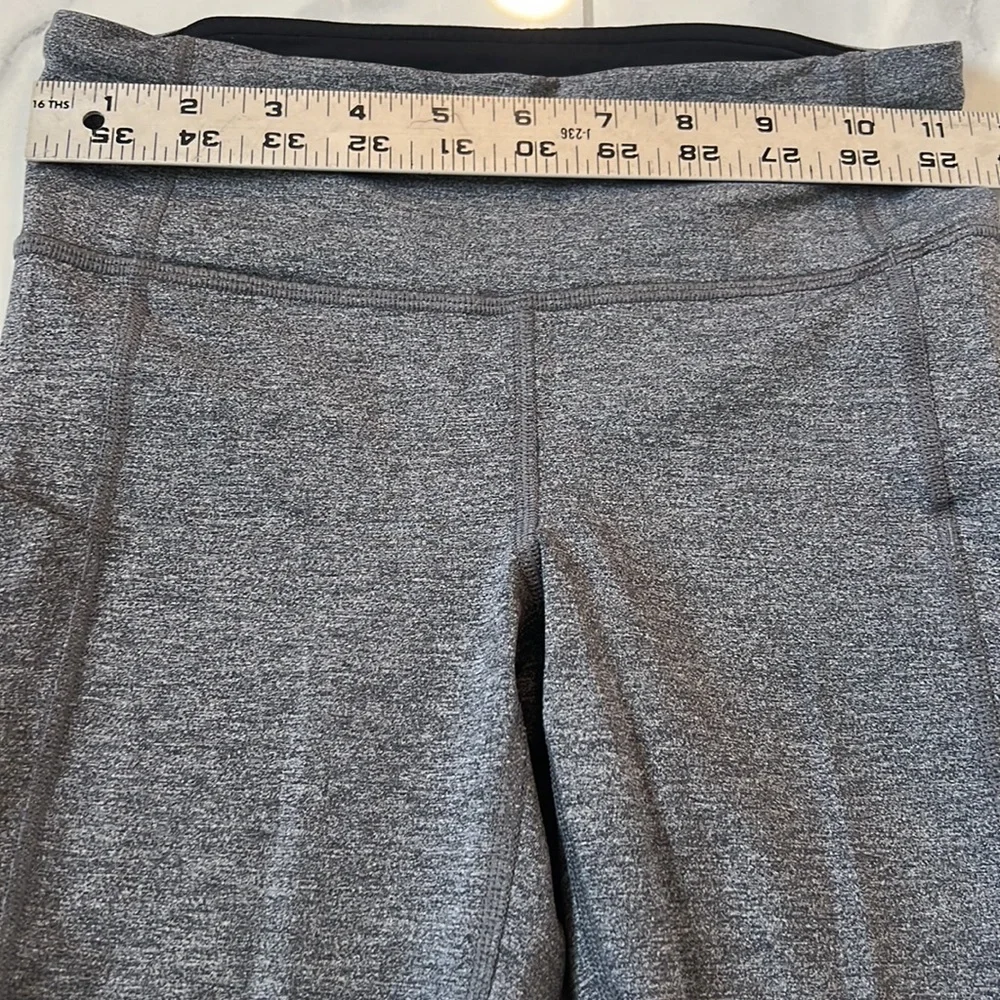 Lululemon Athletica Pace Rival Crop Heathered Black/ Gray Slate Leggings Size 2